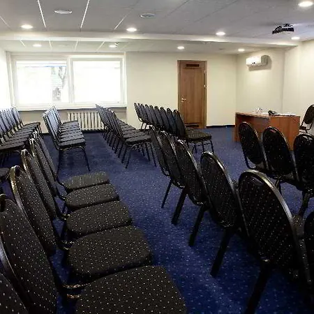 Airinn Hotel 3*