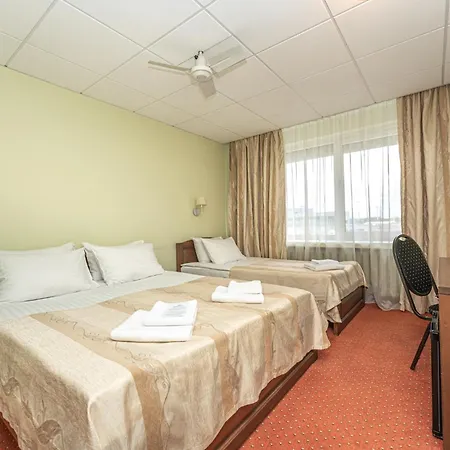 Hotel Airinn