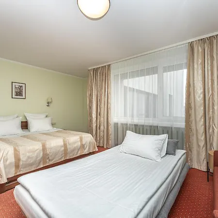 Airinn Hotel 3*