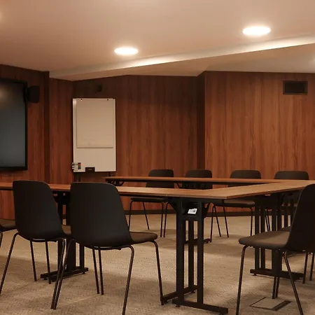 Airinn Airport Renovated 2025 3*