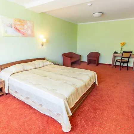 Airinn Hotel 3*