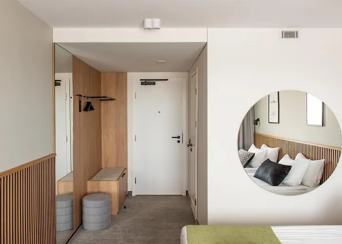 Airinn Airport Renovated 2025 3* Vilnius