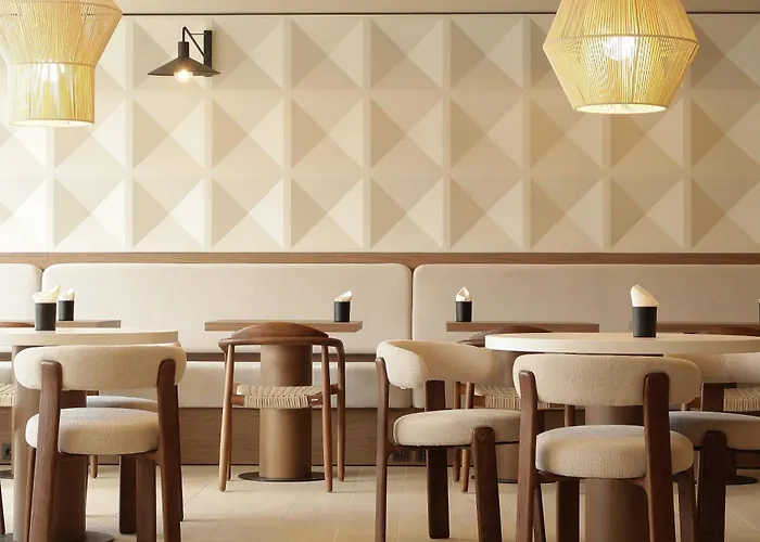 Airinn Airport Renovated 2025 3* Wilno