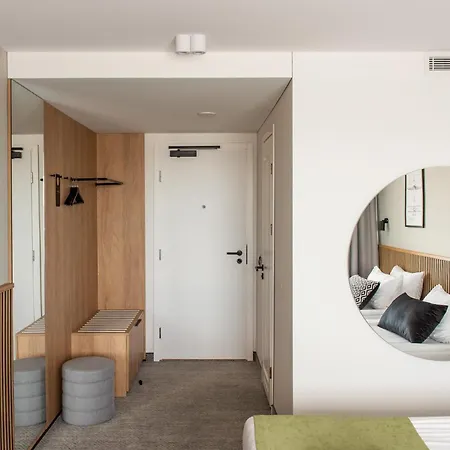 Airinn Airport Renovated 2025 3* Vilnius